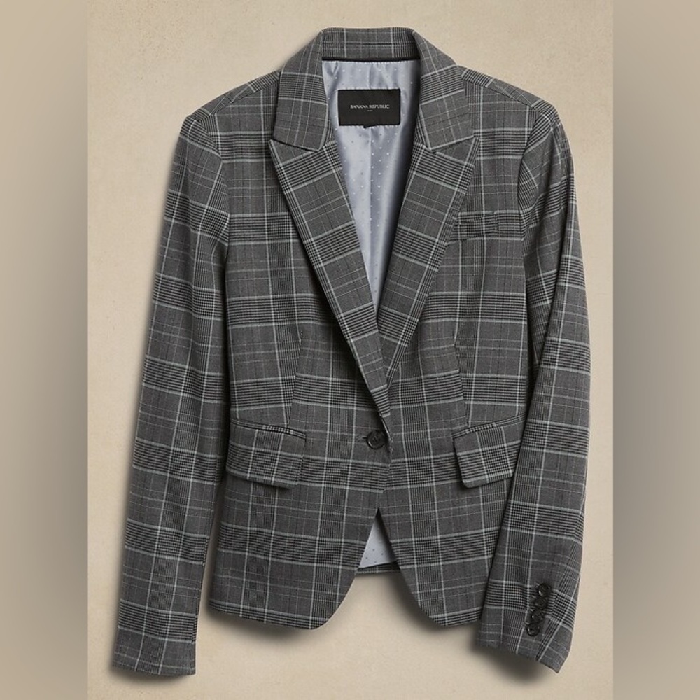Gray Plaid Women’s Blazer
